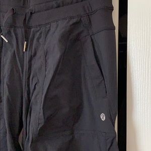 Lululemon studio pants size 6 unlined